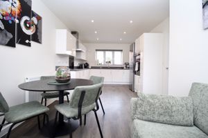 Kitchen/Diner- click for photo gallery